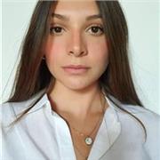 Ragazza Universitaria della facoltà di fisica presso la Statale di Milano